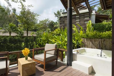 Luxueuse chambre avec balcon au Manathai Resort Khao Lak